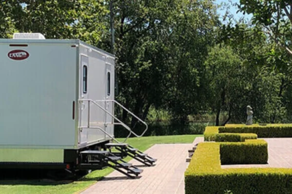 Porta Potty Rental