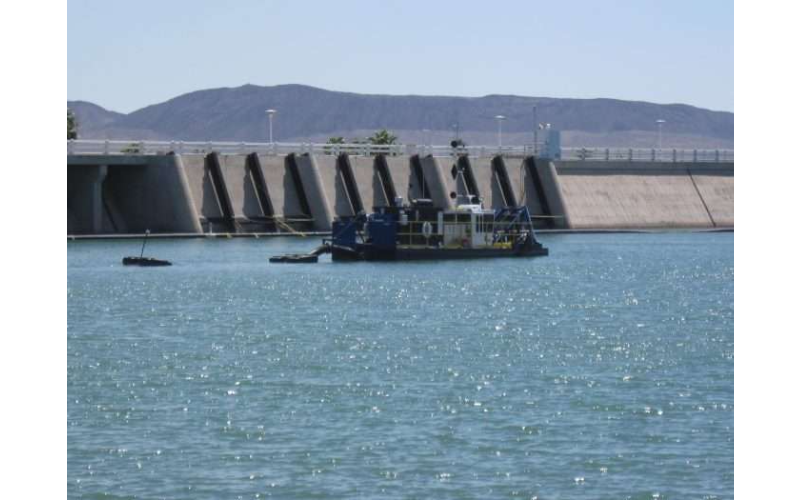 lake dredging equipment