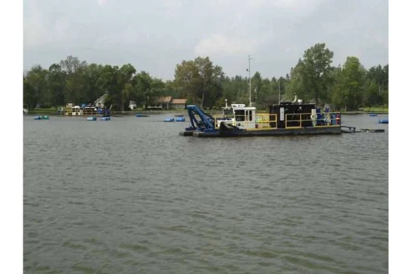 lake dredging equipment